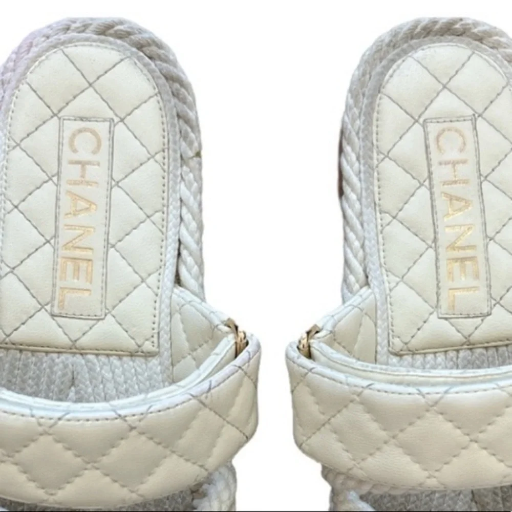 Chanel 21S Dad Ivory White Cord Rope CC Quilted Slide Strap Sandals Size 38
